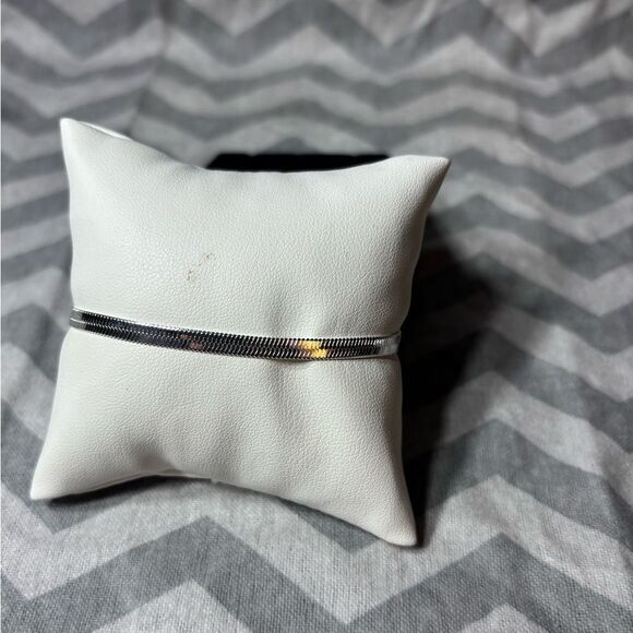 New! Silver Tone Dainty Bracelet Lobster Clasp & Extension - Picture 1 of 4